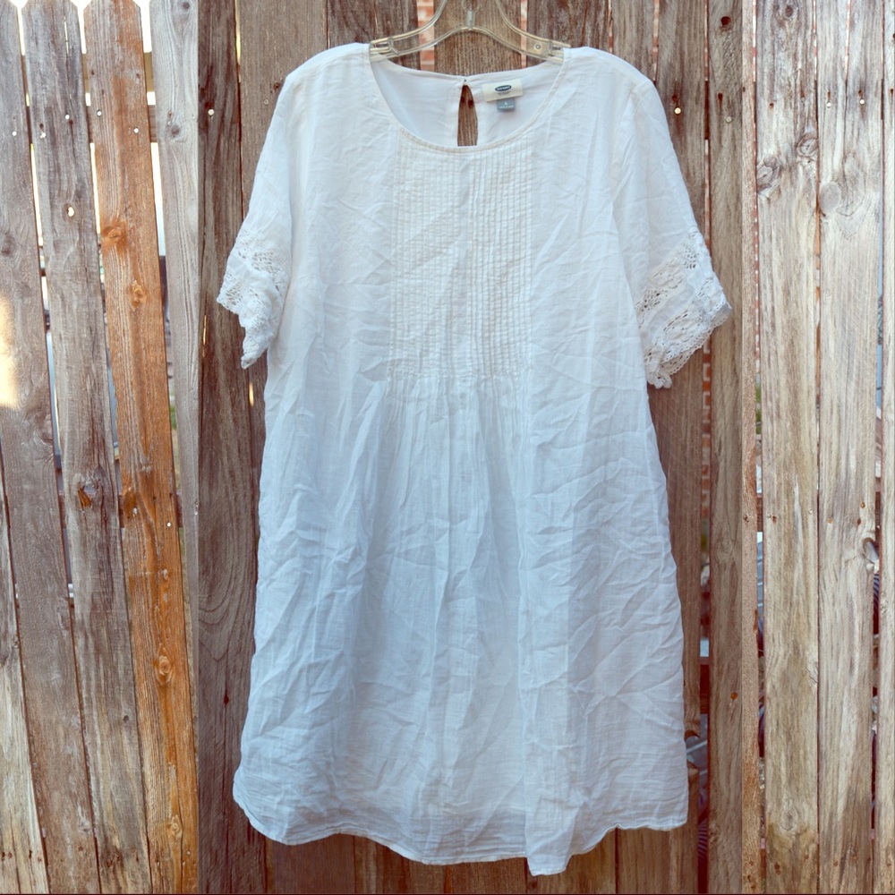 Old Navy White Lacy Dress